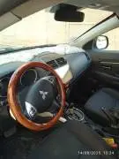 ميستبيشي جيب 2012, RF49375299