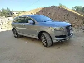 Audi Q7 2009, Damascus