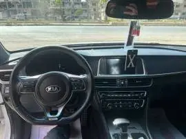Kia Optima 2016, Homs