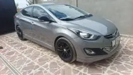 Hyundai Elantra 2012, Homs