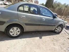 كيا ريو 2009