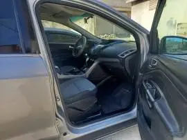Ford Escape 2014, Damascus