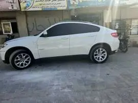 BMW X6 2011