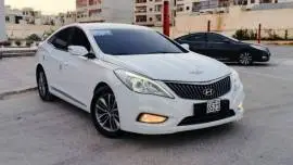 آزيرا غرانديور 2012