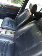 مرسيدس 300 1990, دمشق