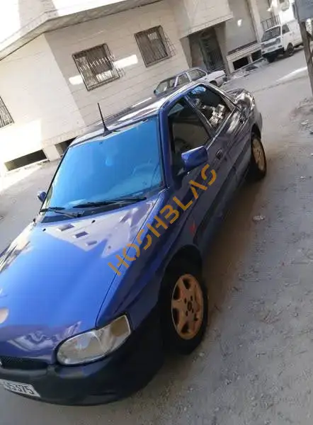 Ford Escort 1997 for sale, Damascus