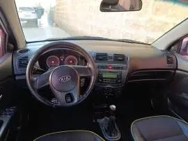 كيا مورنك 2011