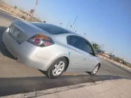 نيسان التيما 2009 للبيع