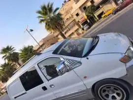 هيونداي ستاركس 1998, حلب
