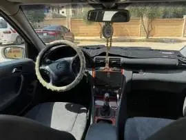 مرسيدس C220 2003 للبيع, حماة
