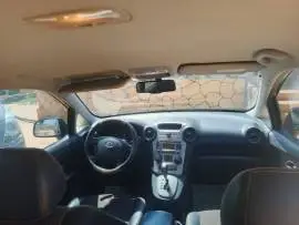 كيا كارنيز 2009