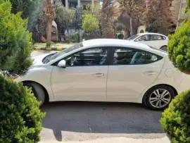 Hyundai Elantra 2018, Hama