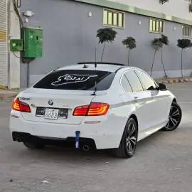 بي ام دبليو 520 موديل 2011