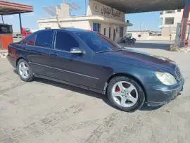 مرسيدس غواصة 2001
