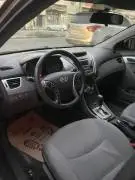 Hyundai Elantra 2013, Homs