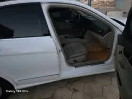 مرسيدس C300 موديل 2013