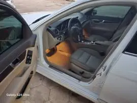مرسيدس C300 موديل 2013