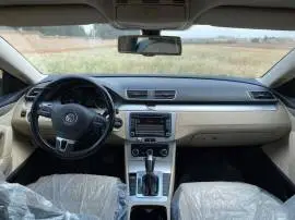 Volkswagen Passat 2011, Homs