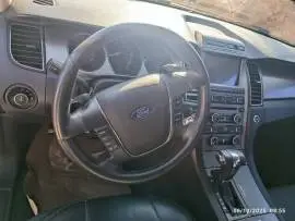 Ford Taurus 2011