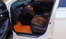 2010 Hyundai Sonata Royal White