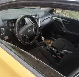 Hyundai Elantra 2013