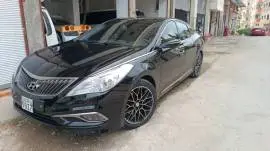 هيونداي ازيرا 2012
