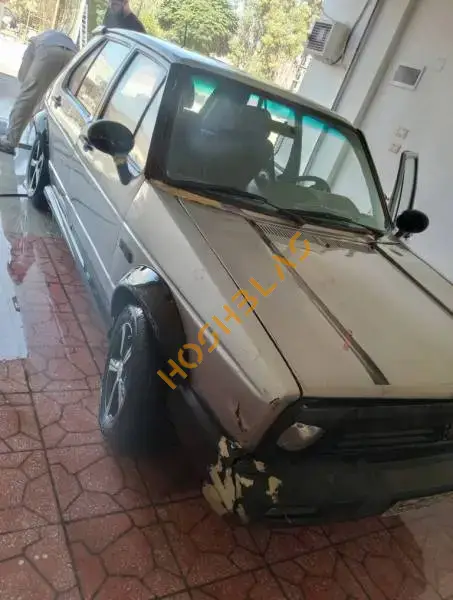 فولكسفاجن جولف للبيع
