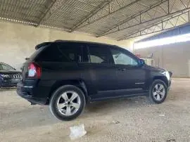 جيب كومباس 2015