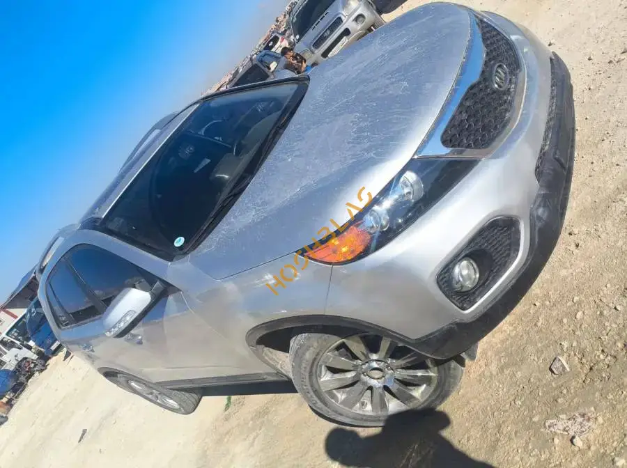 كيا سيرنتو 2010