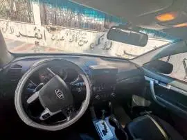 كيا سيرنتو 2010 للبيع