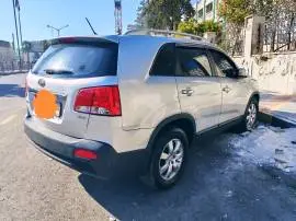 كيا سيرنتو 2010 للبيع