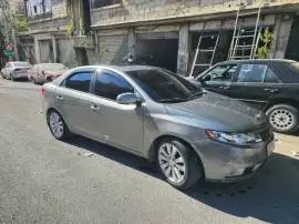 كيا فورتي 2011 للبيع, دمشق