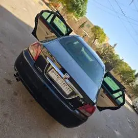 Roewe 750 2009 for sale, Damascus