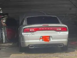 دودج تشارجر 2012 للبيع