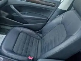 فوكس فاكن باسات 2015