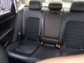 فوكس فاكن باسات 2015