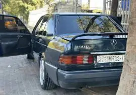 مرسيدس 190 موديل 1986, دمشق
