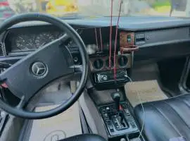 مرسيدس 190 موديل 1986, دمشق