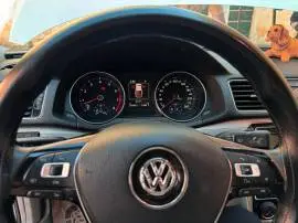 Volkswagen Passat 2017, Hama