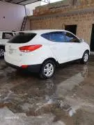 توسان 2012 لون أبيض, حلب