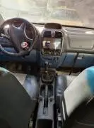 متسوبيشي ستشن طويلة 2001, حماة