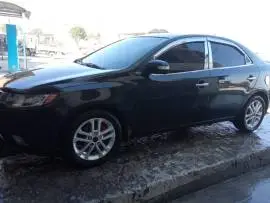 كيا فورتي 2010 للبيع