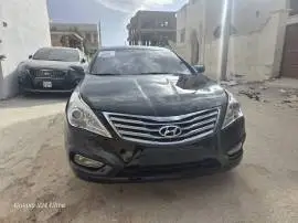 هيونداي آزيرا 2012