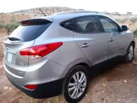 Hyundai Tucson 2012 Full