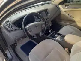 كيا كادينزا 2011