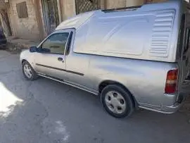 Ford Pickup 2005, Homs