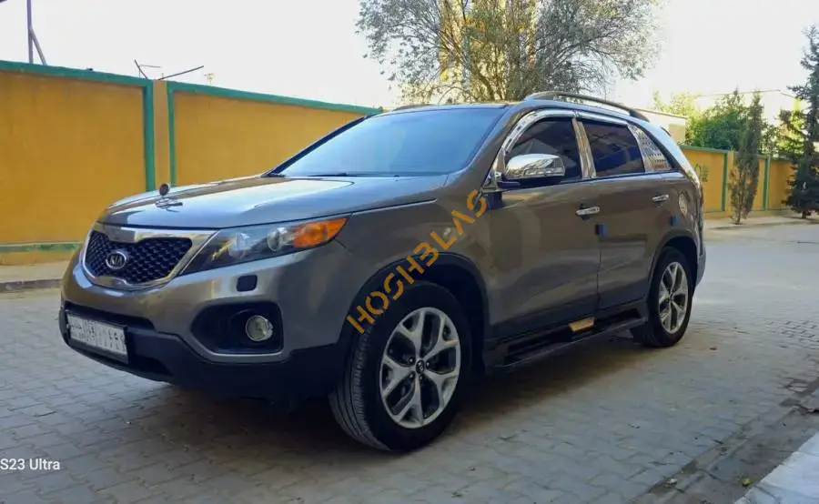 كيا سورينتو 2010