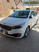 كيا كرنفال 2015