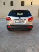 كيا سيرنتو 2010