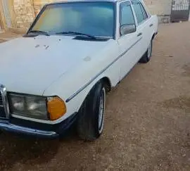 Mercedes 230e 1990 for sale, Homs